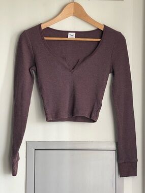 ARITZIA TNA Waffle Scoopneck Long Sleeve - Heathered Plum